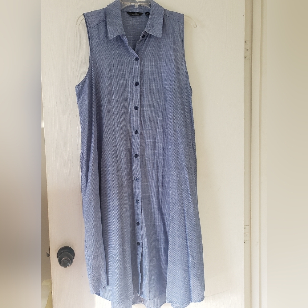 Mlle Gabrielle Ladies Size 1X Sleeveless Blue Button-Up Dress With Pockets